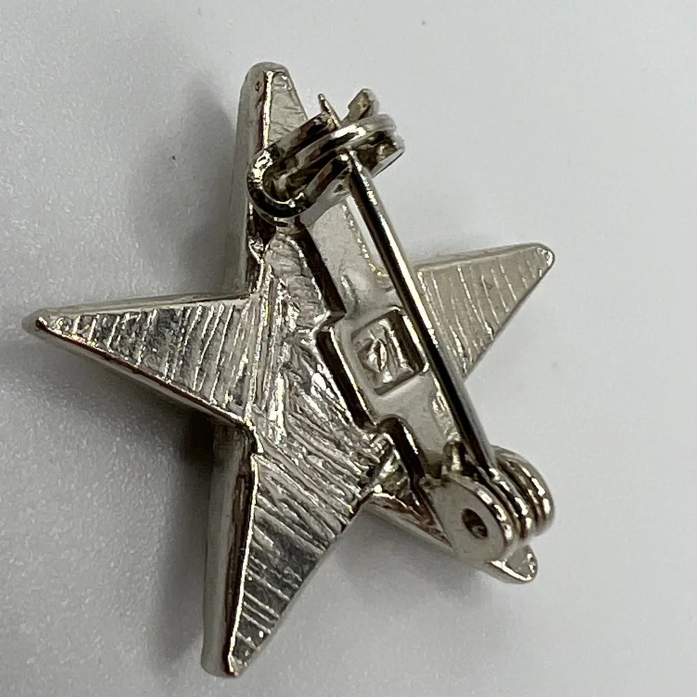 Silver & Rhinestone Star Brooch - Picture 4 of 4